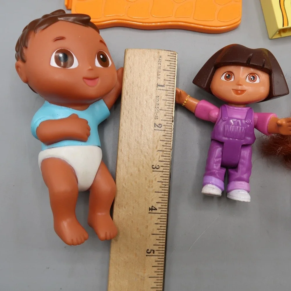 Dora The Explorer welcome pocket